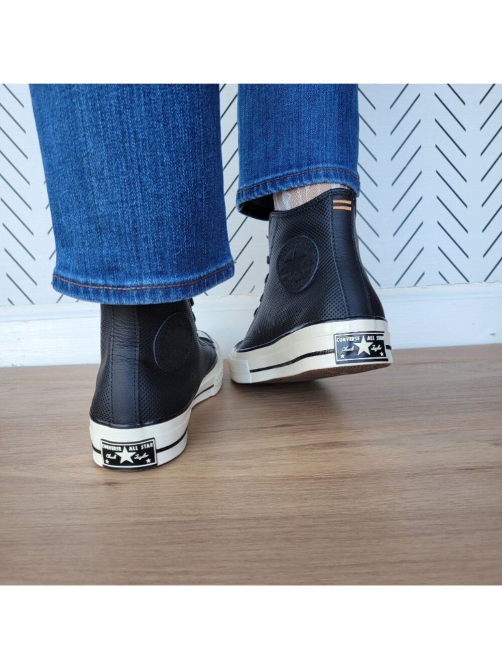 ⭐Converse Chuck 70 Hi Sz 8 Women's Shoes Leather Premium Sneakers Black A08637C⭐ - Picture 6 of 13